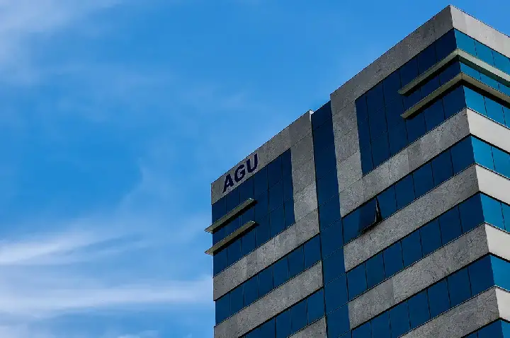  X retira postagem de intolerância religiosa após ação da AGU