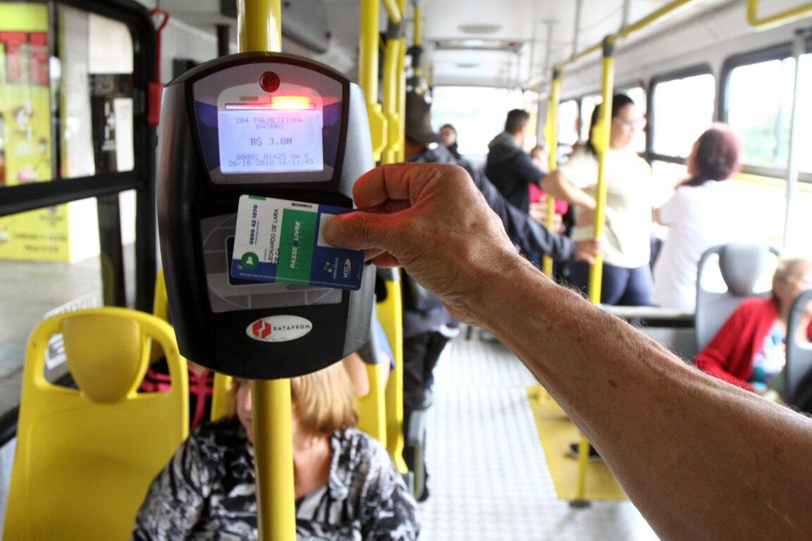 Em Ponta Grossa, tarifa de ônibus não é reajustada desde 2019