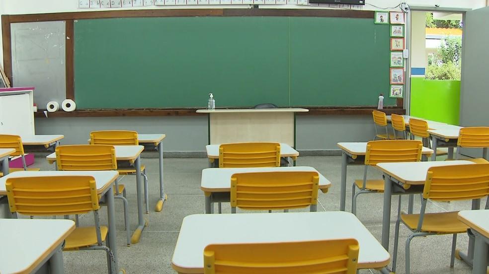 Prefeitura de Maringá adia início das aulas presenciais nas escolas municipais para 1° de março