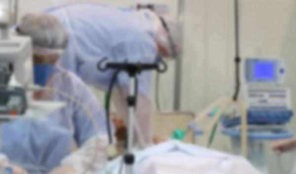 Curitiba registra 835 novos casos de Covid-19. Ativos passam de 9 mil