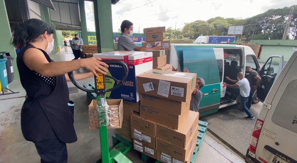 Governo do Paraná corre para manter estoque do 'kit entubação'