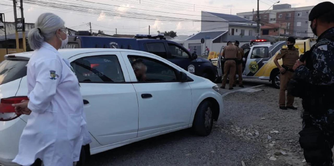 motorista de aplicativo é diagnosticado com covid e é flagrado fazendo corridas em Pinhais