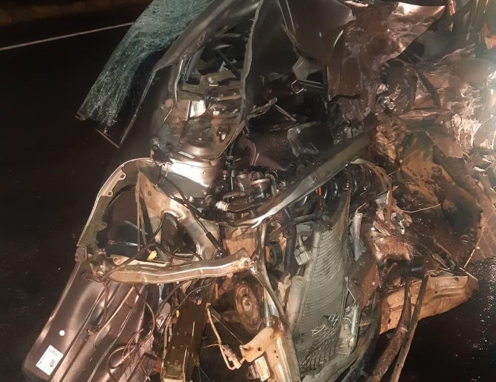 Ponta Grossa: Homem morre em acidente entre carro e caminhão na BR-373