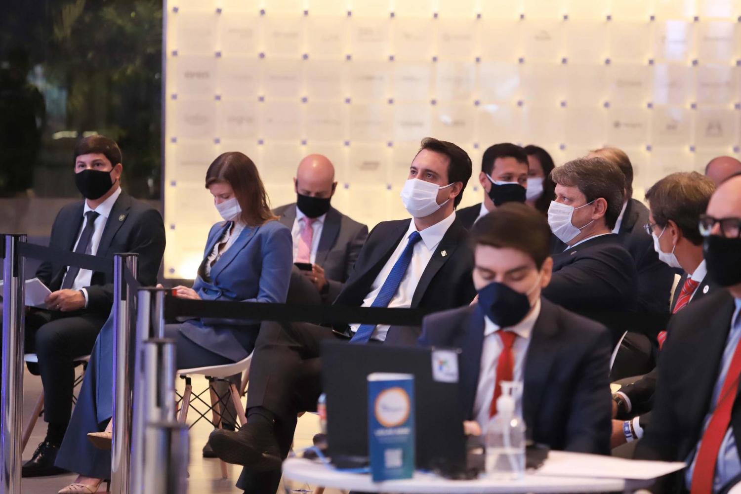 Afonso Pena e outros três aeroportos do Paraná passam à concessão privada