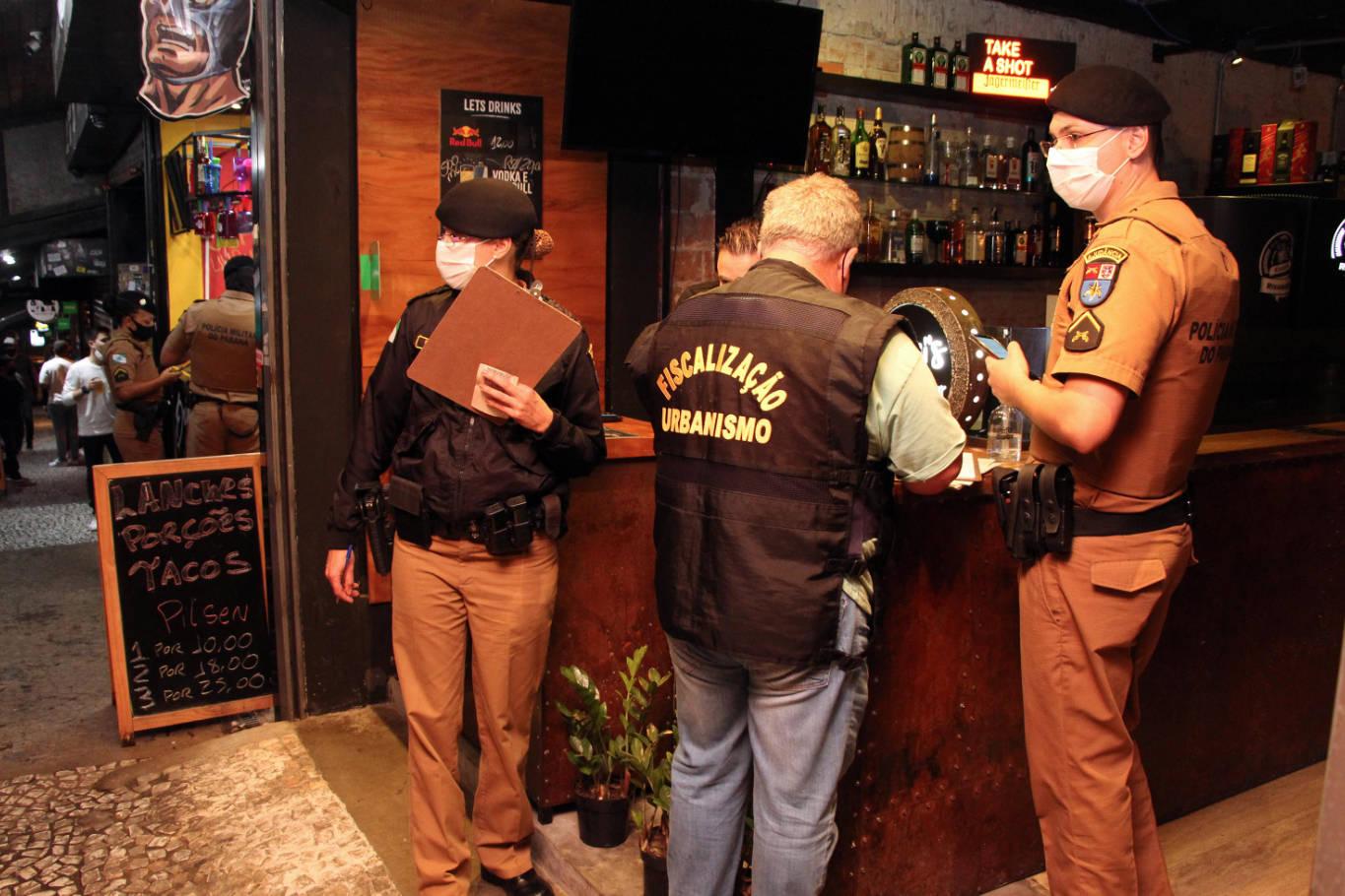 Fiscalização interdita 444 estabelecimentos por descumprir regras de controle da pandemia