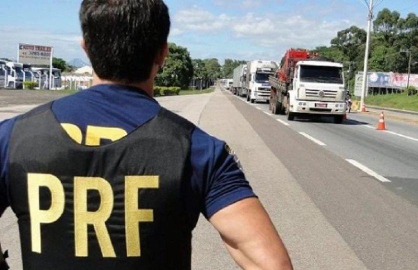 Caminhoneiro é amarrado dentro da cabine em tentativa de assalto na BR-277