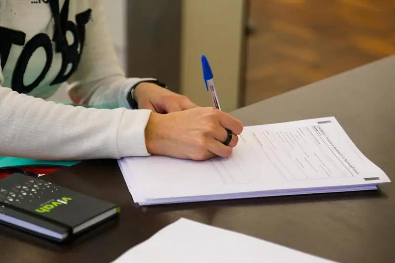 Cohab alerta para golpe com transferência no WhatsApp em Curitiba