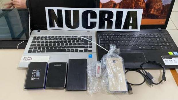 Médico é preso com material pornográfico de crianças e adolescentes em Matelândia