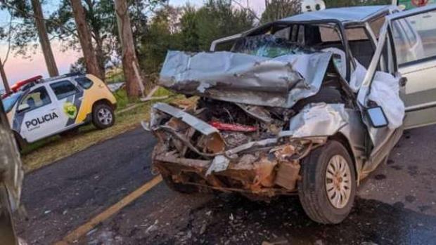 Acidente na madrugada deixa três mortos e quatro feridos em Laranjal