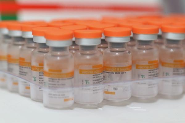 Butantan diz que Coronavac apresentou bons resultados contra Delta em laboratório