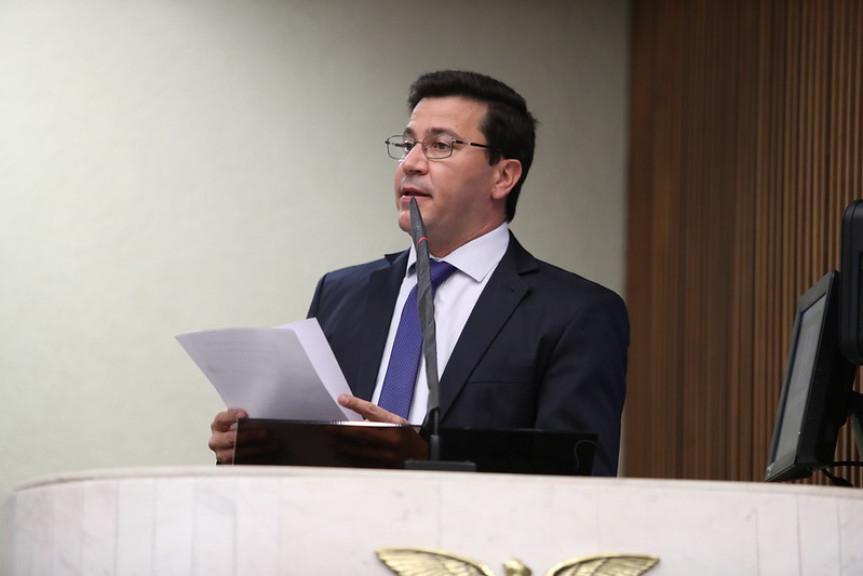 Ensino de Espanhol pode ser obrigatório em escolas públicas do Paraná