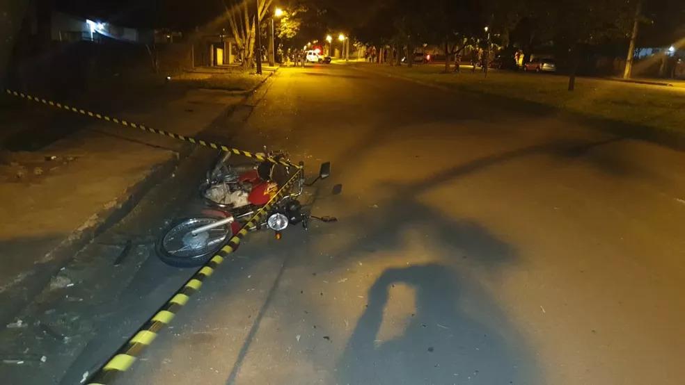 Mulher mata companheiro a facadas em uma avenida, em Cianorte