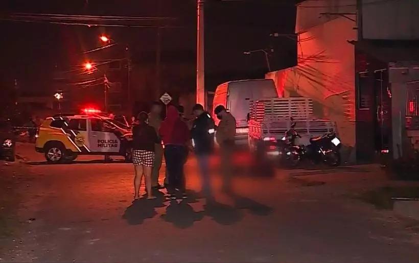 Homem é assassinado com a própria arma após balear duas jovens em Pinhais