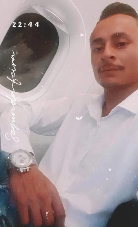 Homem é executado na frente de casa e tem o corpo arrastado no asfalto, em Curitiba