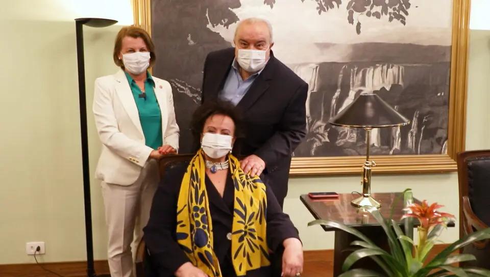 Curitiba completa vacinação dos adultos neste sábado: “A missão está cumprida”, diz Greca