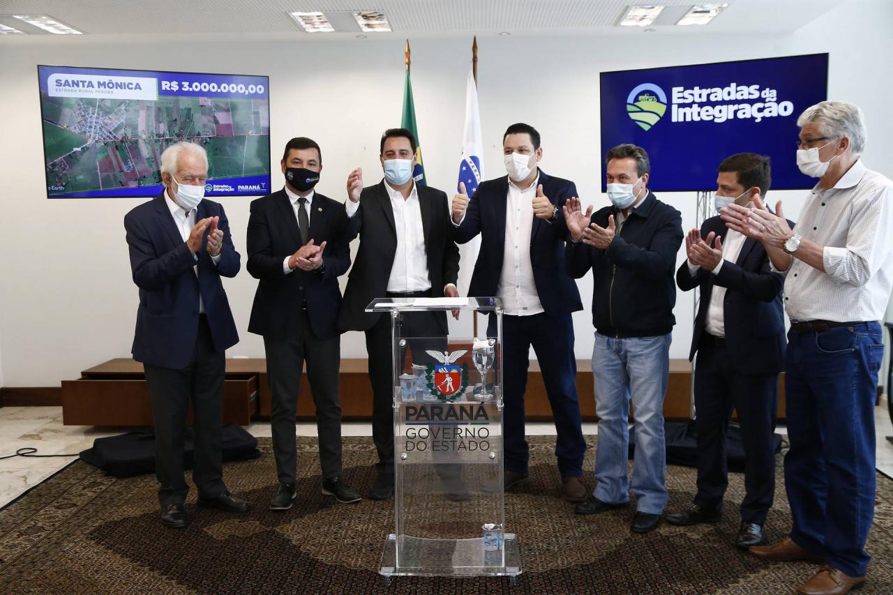 Estado vai revitalizar mais 49,72 quilômetros de estradas rurais de 12 municípios do Paraná