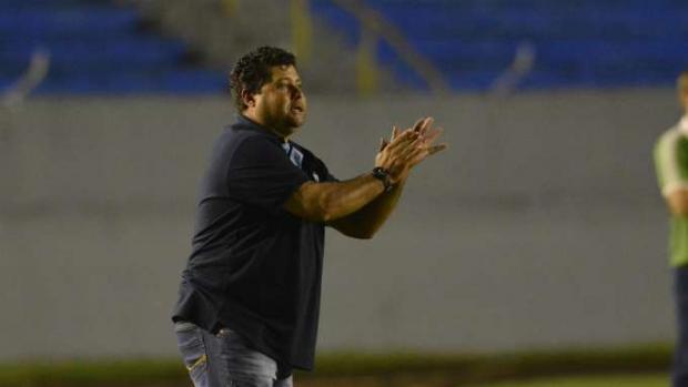 Ex- jogador do Londrina Esporte Clube, Carlos Sérgio, morre aos 48 anos