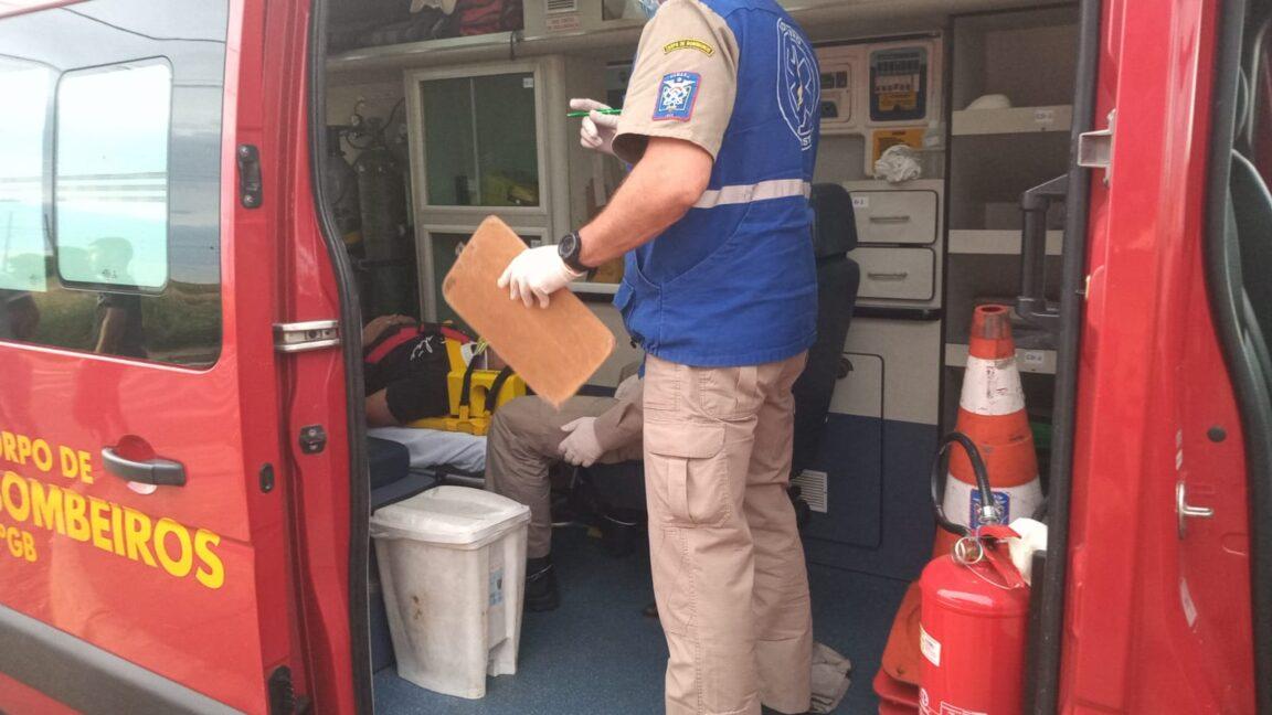 Jovem de 23 anos leva tiros e facadas, em Ponta Grossa