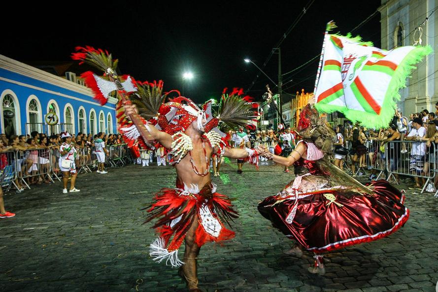 Deputado pede o cancelamento do carnaval 2022 no Paraná
