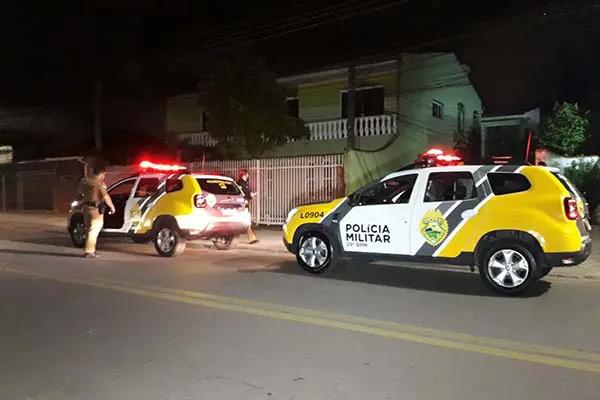 Homem é espancado durante tentativa de assalto em Curitiba, por não ter o que entregar aos ladrões