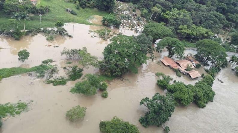 Bahia tem mais de 70 cidades em estado de emergência após enchentes