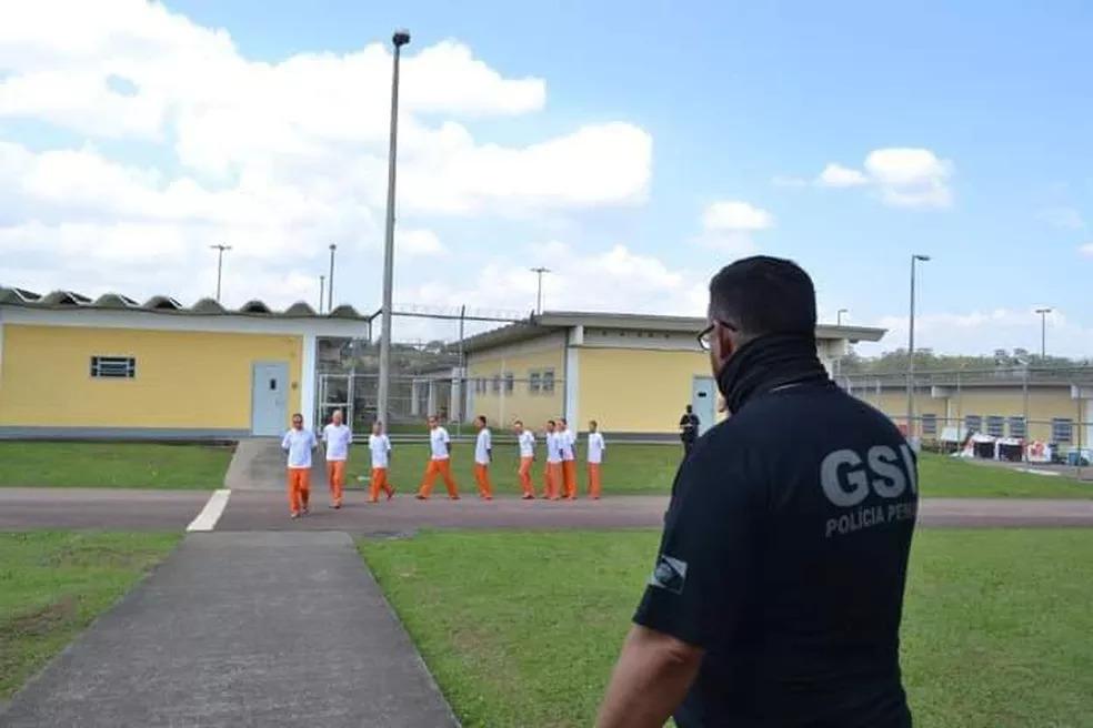150 presos que tiveram 'saída temporária' de fim de ano não retornaram às penitenciárias no Paraná
