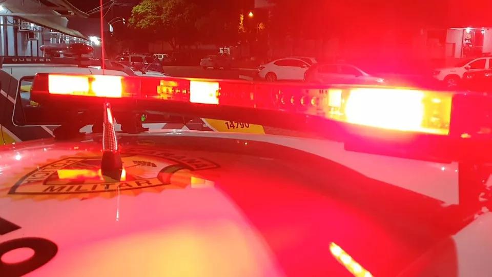 Traficante carrega panetone recheado com drogas, vai até o batalhão da PM e pede para ser preso, em Cascavel