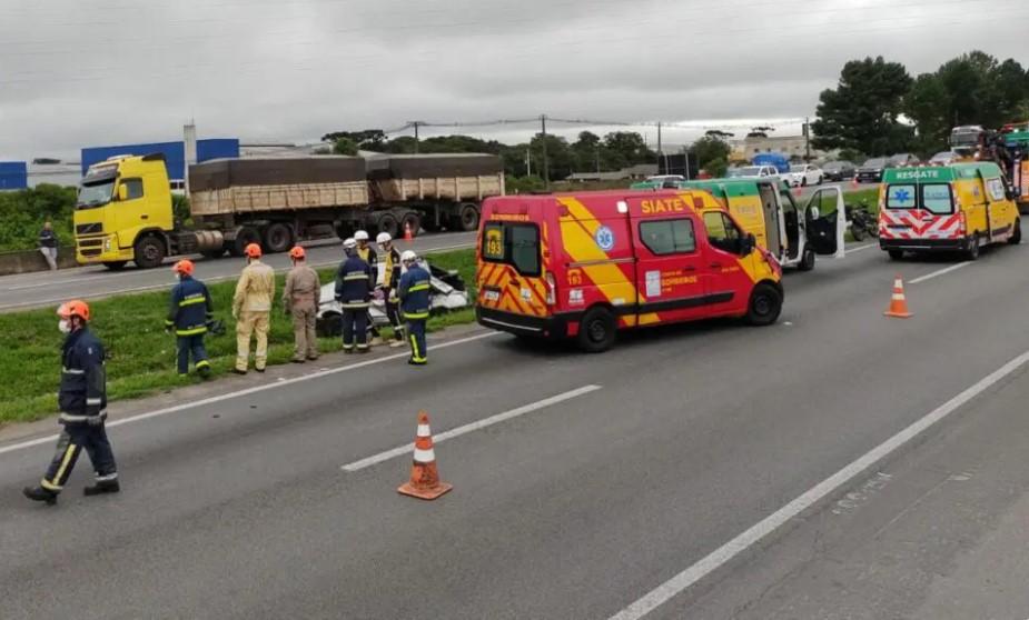 Tragédia no Contorno Leste, em São José dos Pinhais bebê morre em capotamento de carro