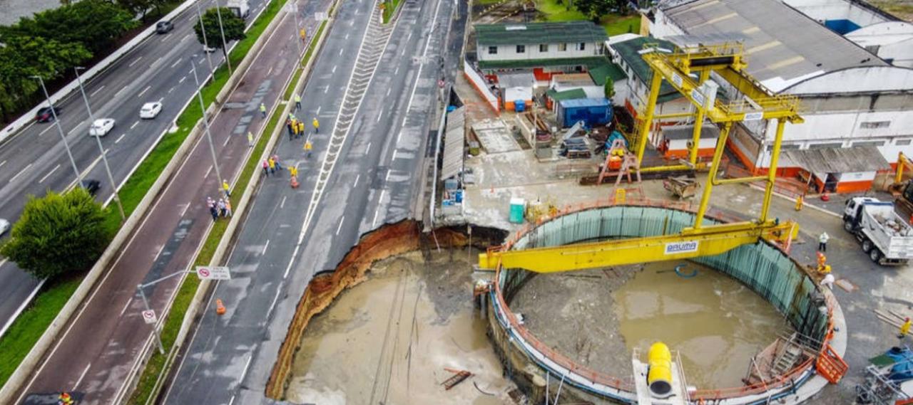 Concessionária responsável pela Linha 6 irá custear reparação de cratera na Marginal, diz Doria