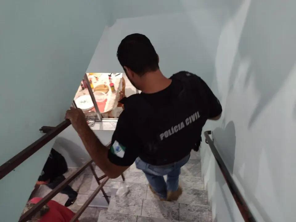 Entregadores de delivery que aplicam golpe no pagamento em cartão são procurados pela polícia, em Curitiba