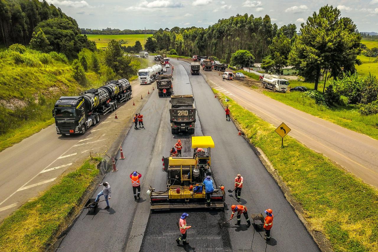 Implantação de terceiras faixas avança e traz mais agilidade e segurança para a PR-092