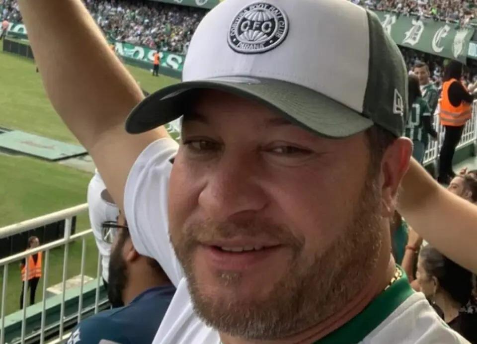 Prefeito de Itaperuçu é atropelado por amigo empresário após discussão por futebol, na região de Curitiba