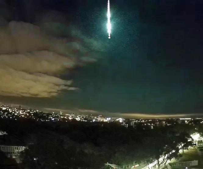 Queda de meteoro é registrada por estação de monitoramento, em Foz do Iguaçu