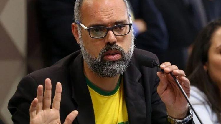 Por determinação de Moraes, site de Allan dos Santos é bloqueado no Brasil