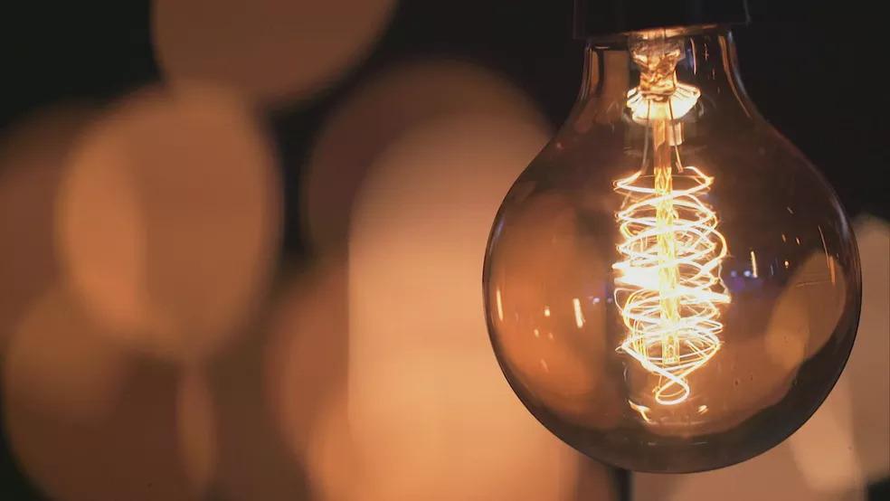 Conta de luz terá queda de 13,4% no Paraná