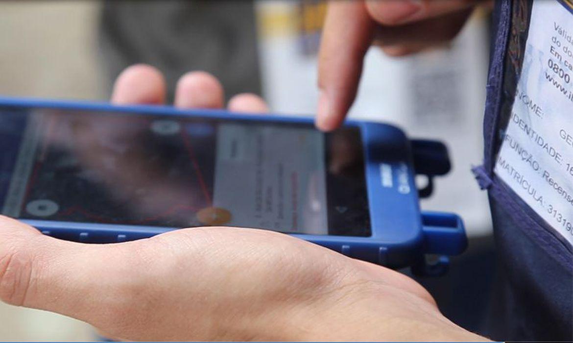 IBGE abre concurso com 15 mil vagas para recenseador