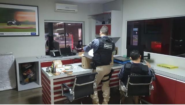 Policial militar rodoviário e empresário são presos suspeitos de envolvimento em esquema de propina