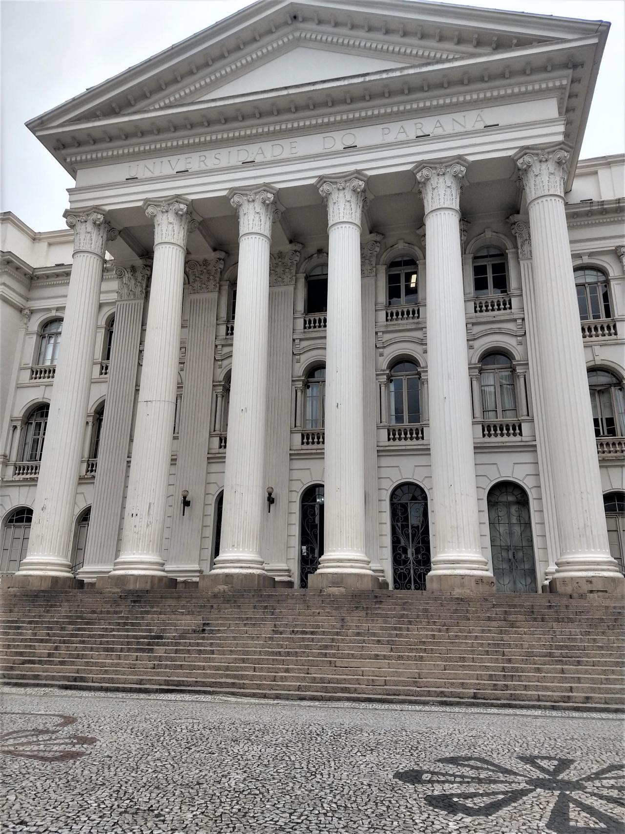 UFPR tem 534 vagas para alunos de outras instituições que querem pedir transferência