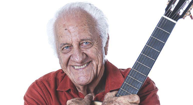 Morre o cantor e ator Rolando Boldrin na tarde desta quarta-feira (9/11), aos 86 anos