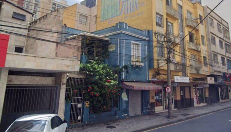 Uma fritadeira esquecida ligada foi a causa de incêndio em tradicional restaurante em Curitiba