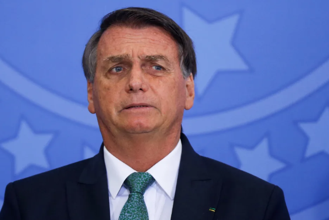 O ex-presidente Jair Bolsonaro (PL) foi internado no AdventHealth Celebration, hospital que fica nas imediações de Orlando, nos Estados Unidos