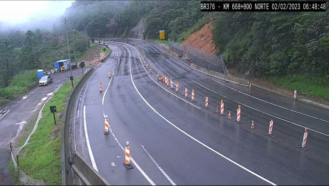 Trecho da BR-376 onde houve deslizamento volta a ser bloqueado entre o Paraná e Santa Catarina
