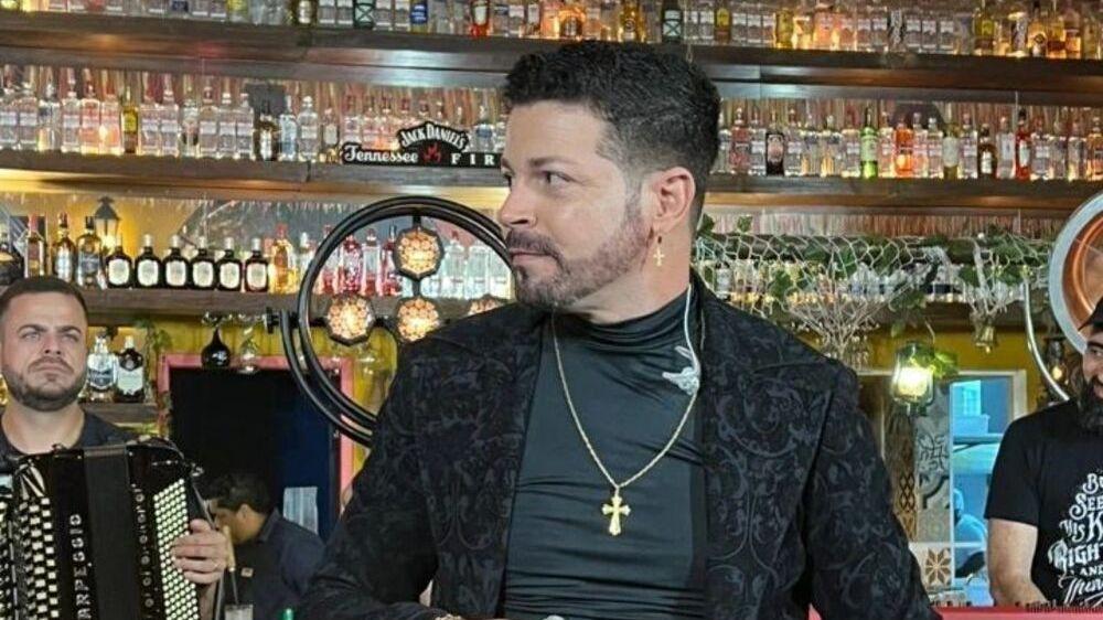 Cantor sertanejo Matheus morre atropelado em rodovia de São Paulo