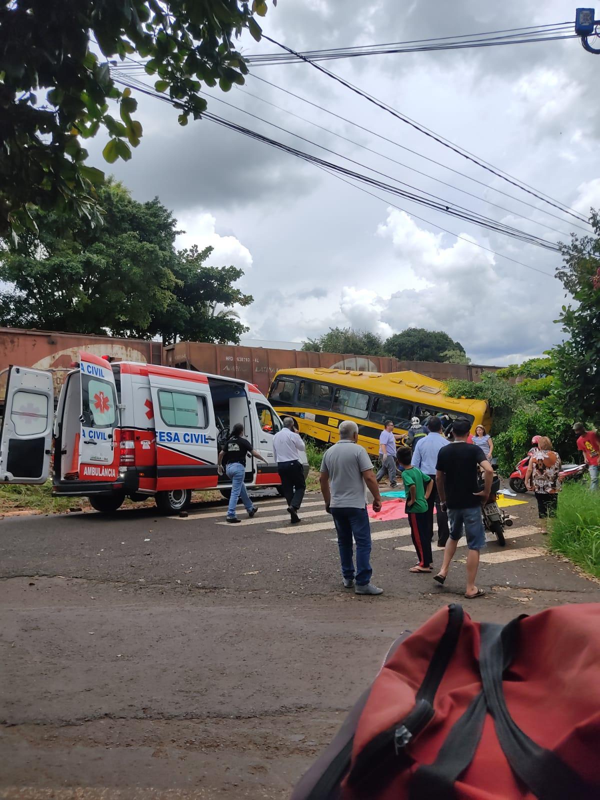 JANDAIA DO SUL EM LUTO NOVAMENTE - Morte da 5ª vítima do acidente entre ônibus da APAE e uma locomotiva