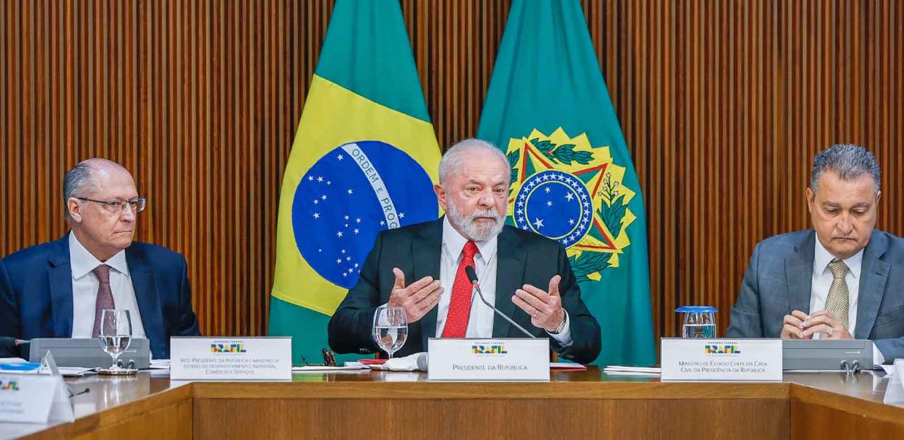 GOVERNO ENVIA ARCABOUÇO FISCAL SOB RESISTÊNCIA ANUNCIADA DE ALIADOS