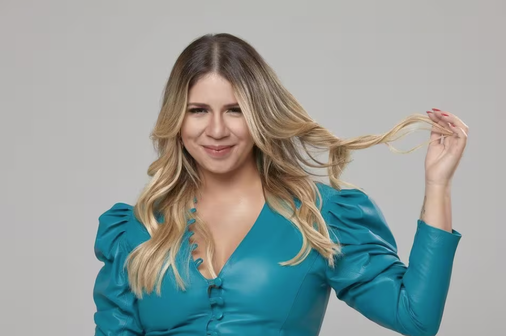 Justiça torna réu homem acusado de divulgar fotos de Marília Mendonça após morte