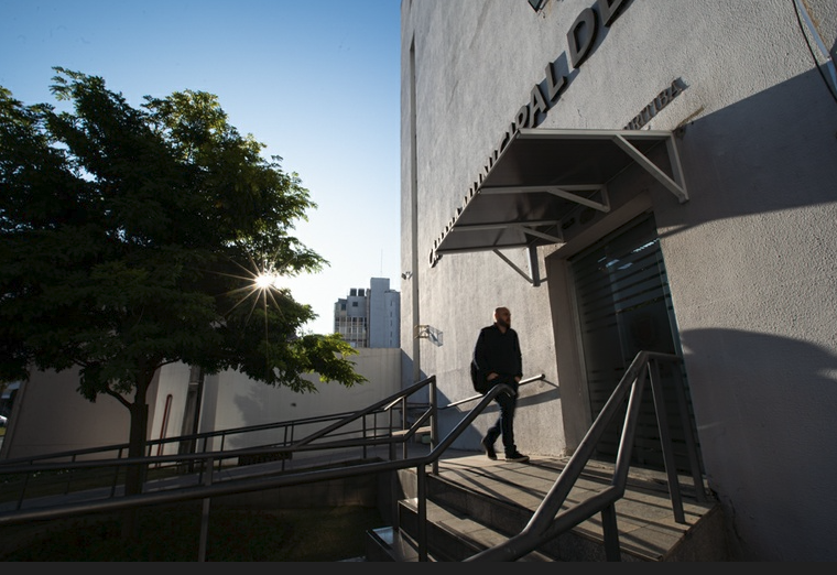 Câmara de Curitiba retoma atendimento à população na próxima segunda (12)