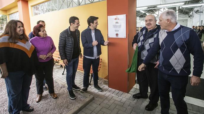 Armazém da Família e Sacolão Santa Efigênia são reinaugurados após reformas