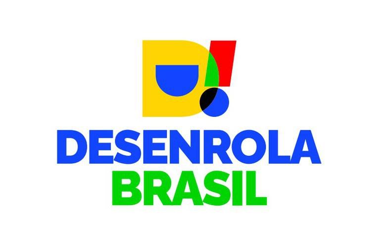 Google e Facebook devem retirar anúncios falsos sobre o Desenrola Brasil