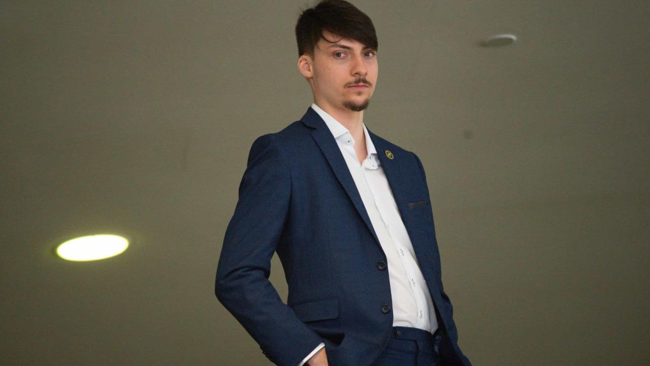 Jair Renan, filho do ex-presidente Jair Bolsonaro é alvo de operação da Polícia do Distrito Federal